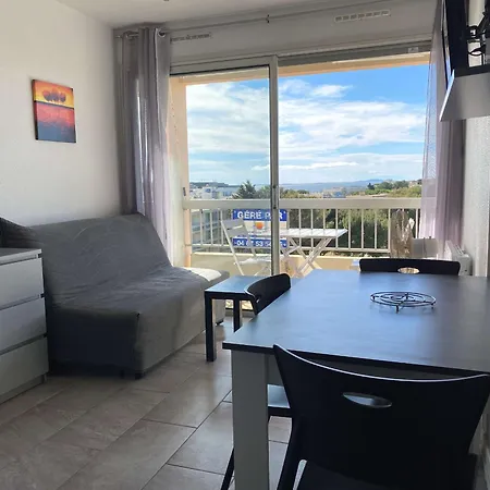 T1 Equipe Avec Balcon Et Belle Vue A - Fr-1-553-98 Apartment